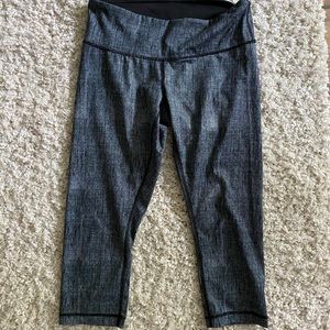 Lululemon Capris size 6